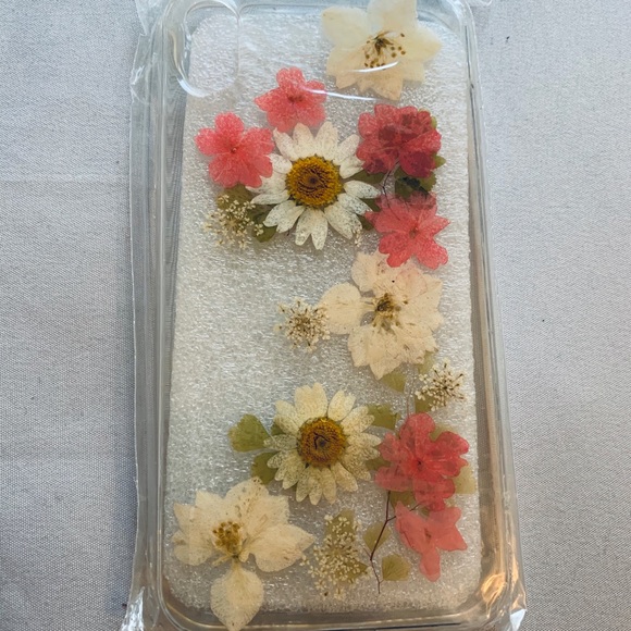iPhone XR case - Picture 2 of 2